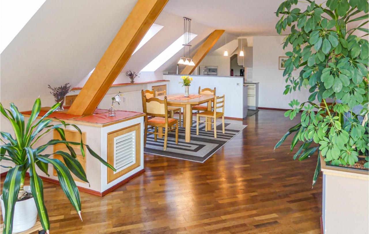 Stunning apartment in Pinkafeld with WiFi&3 Bedrooms Neustift an der Lafnitz Buitenkant foto
